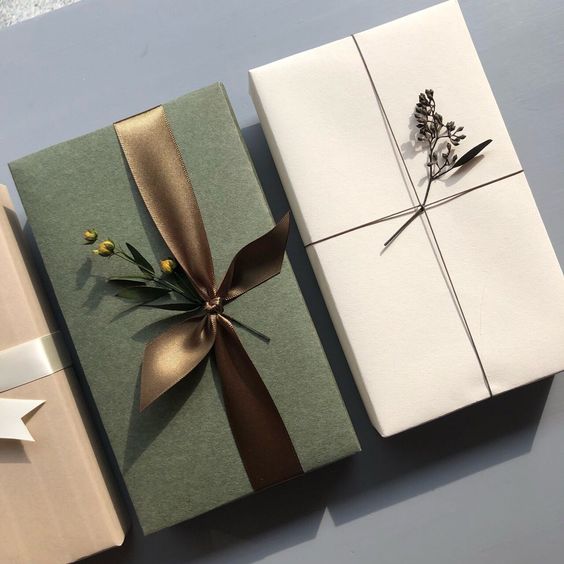 Gift Wrapping Service by Edenbridge